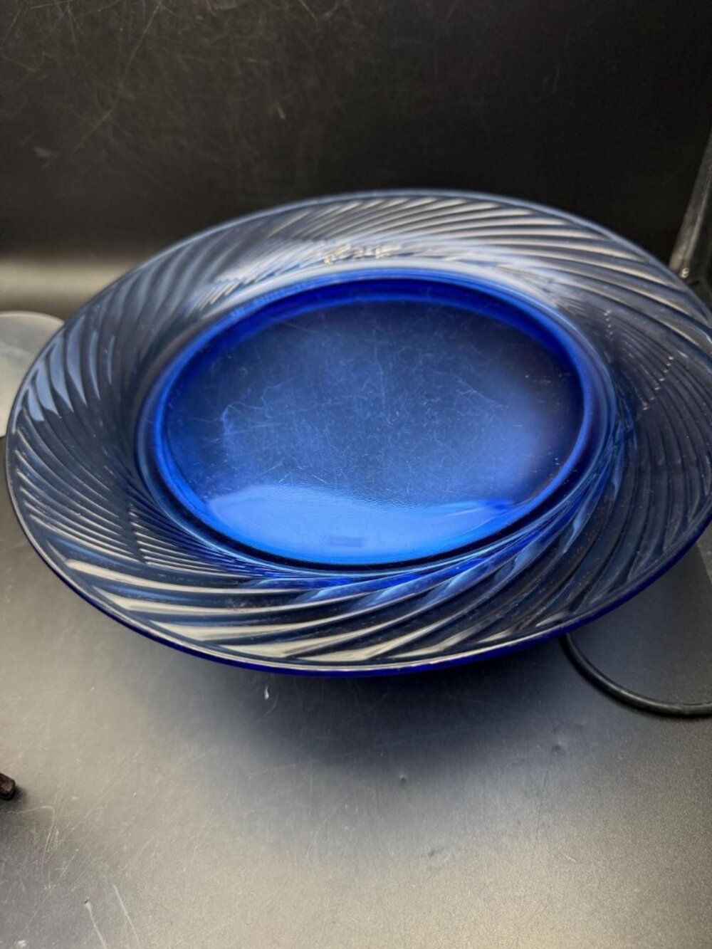 Pyrex Festiva Swirl Cobalt Dinner Plates Set of 2